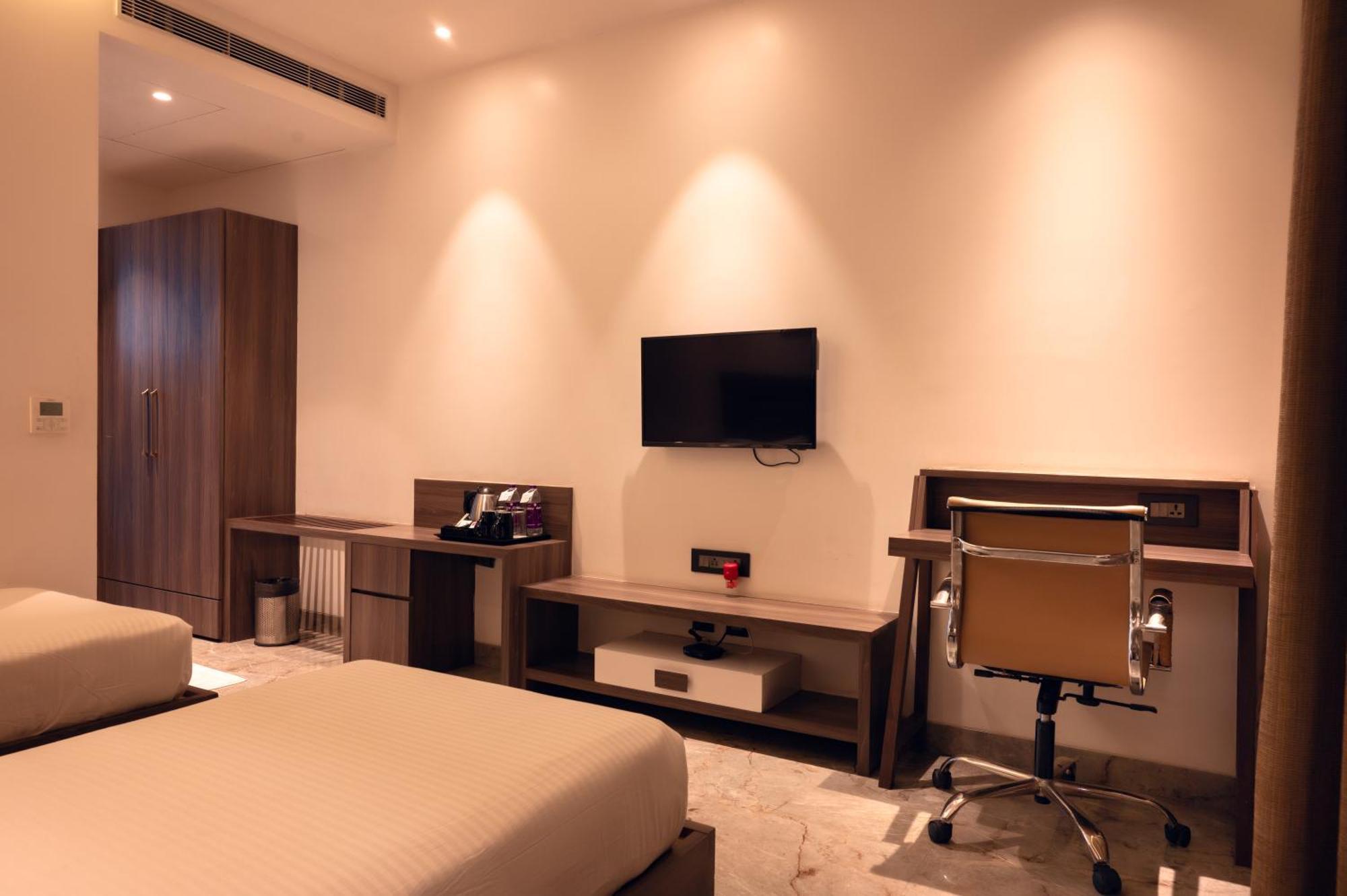 Econest Hotel Tarapith Bagian luar foto