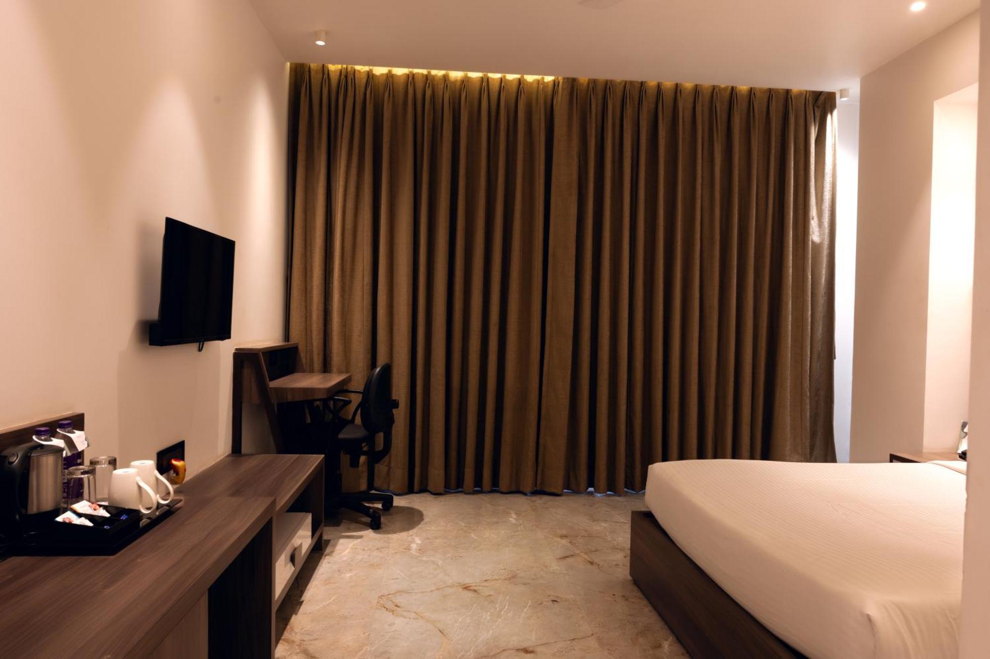 Econest Hotel Tarapith Bagian luar foto